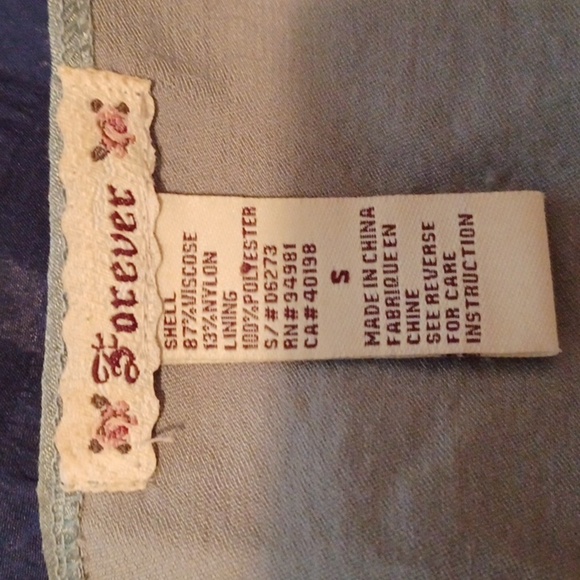 🐈‍⬛Elegant Green Dress with Black Accent Belt - Picture 6 of 7